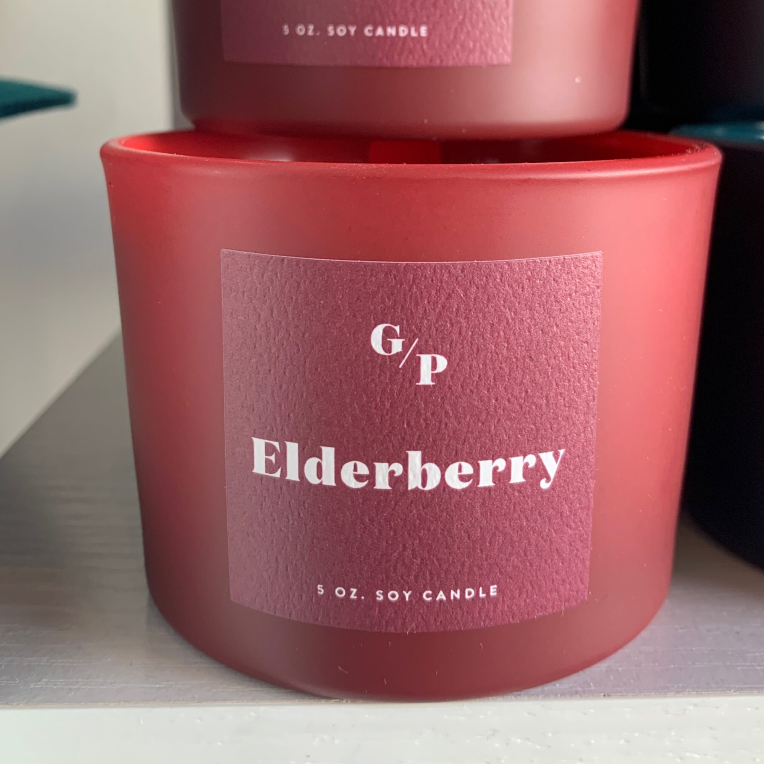 Elderberry 14 oz. 2-wick Splendor Seasonal Candle